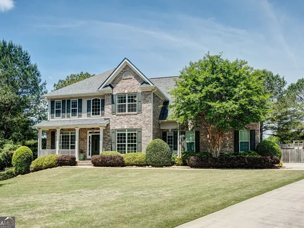 305 Mary Delores Ct, Senoia, GA 30276