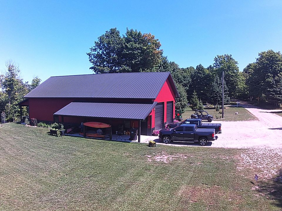 1st image of 21640 E Ridge Rd