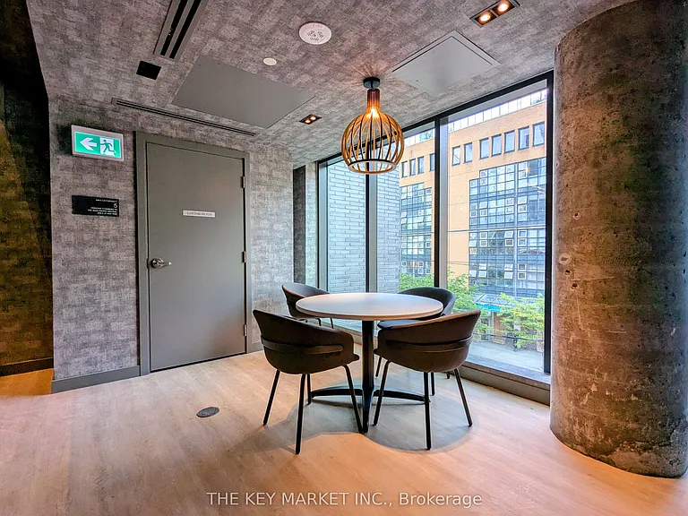 252 Church St #5110 — Photo 48
