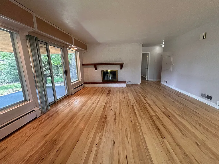 255 Ammons St — Photo 6