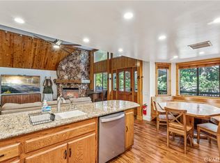 499 Golf Course Ln, Lake Arrowhead, CA 92352