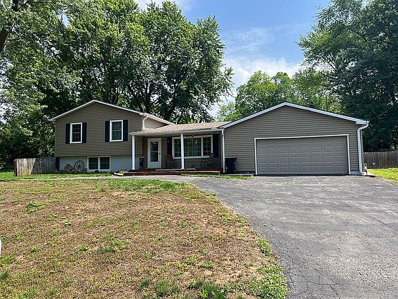 5th image of 1783 S 49th Pl