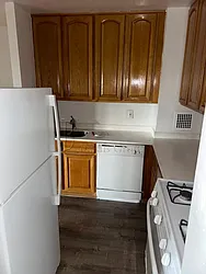 16-70 Bell Boulevard, #311