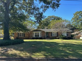 2003 Azure Dr, Dothan, AL 36303