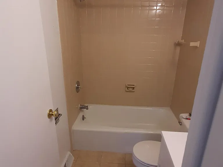 1501 Pennsylvania Ave — Photo 10