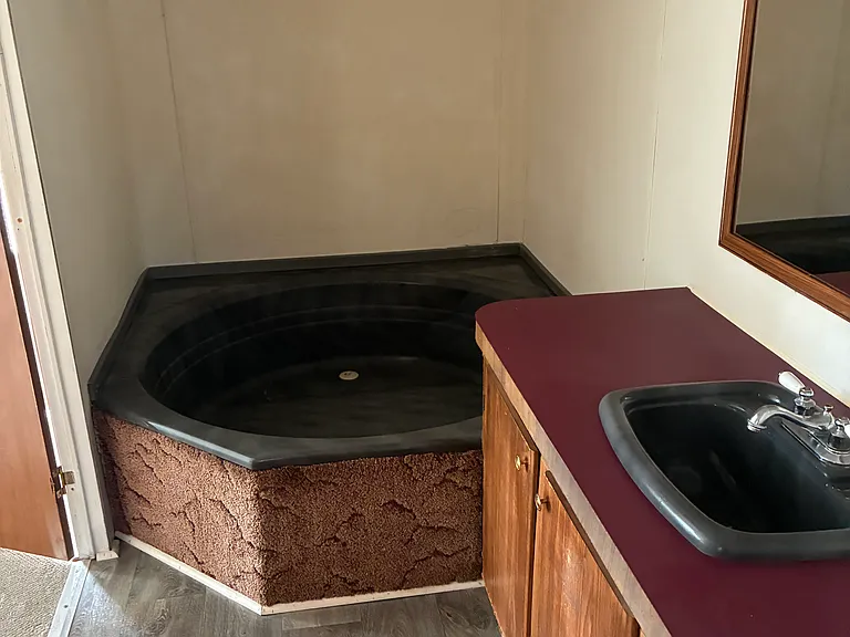 4825 Old Stone Rd — Photo 10