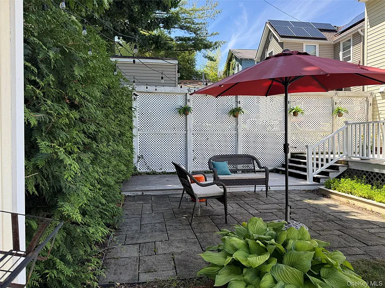 27 Lydecker St — Photo 28