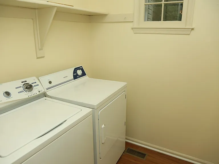 380 Minor Ridge Rd — Photo 12