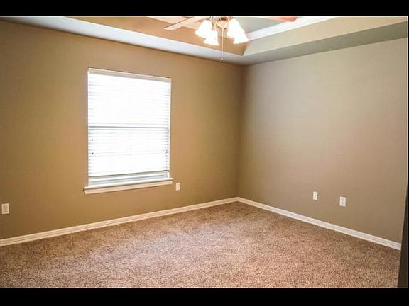 5th image of 650 Napa Ave #1