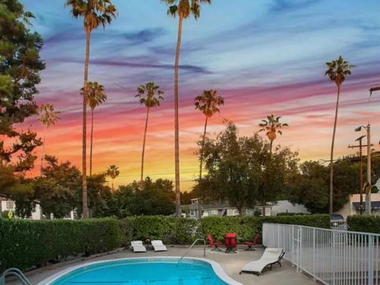 310 Pasadena Ave #9 — Photo 4