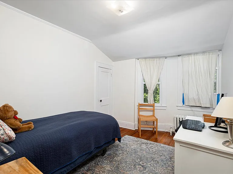 11 Cherry Ave #2 — Photo 9