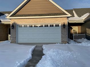 8 Pebble Ct, Stuarts Draft, VA 24477