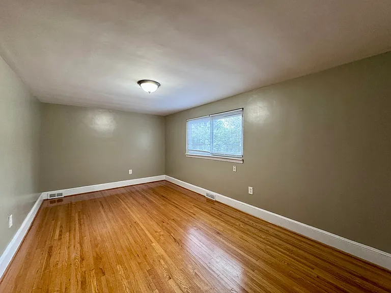 1709 Patton Ave — Photo 16
