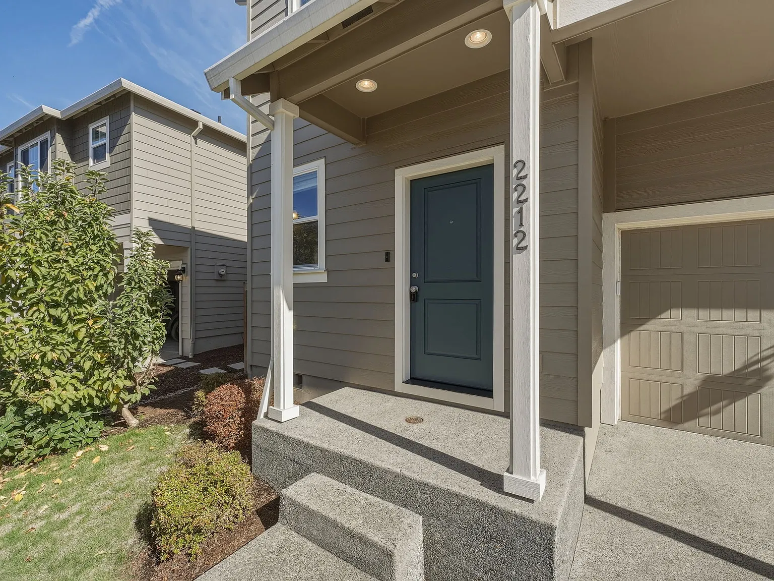 3 bed, 2.5 bath, 1498 sqft, $2,495 — Photo 3