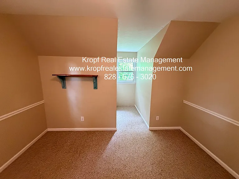 148 Sequoyah Hills Dr — Photo 16