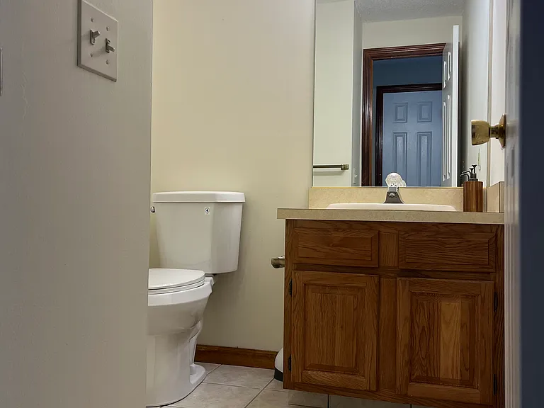 271 Oakland St #F — Photo 2