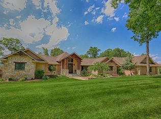 15672 Bumblebee Ln, Rogers, AR 72758