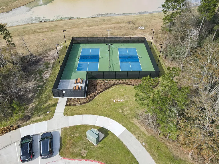 16435 Big Hickory Dr — Photo 33