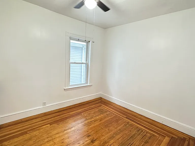 76 Faywood Ave #2 — Photo 8