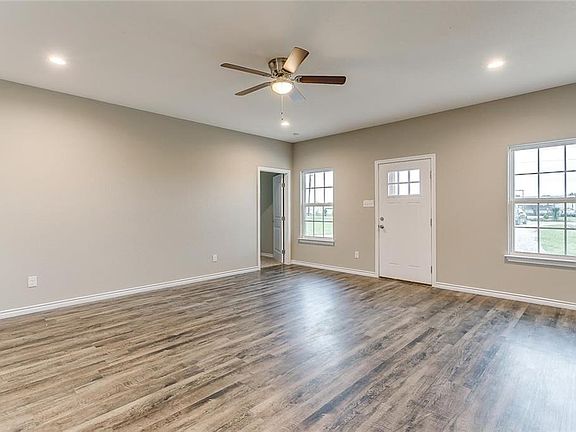 5th image of 3904 Dove Meadows Ln