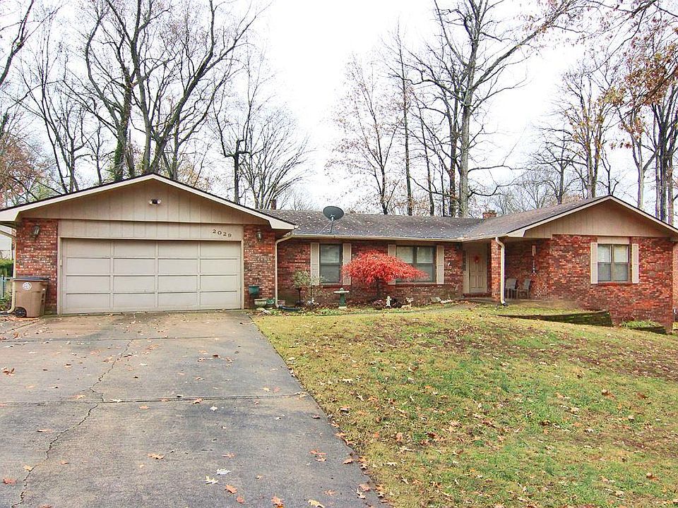1st image of 2029 Kenneth Dr