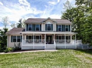 102 Middle Rd, Deerfield, NH 03037