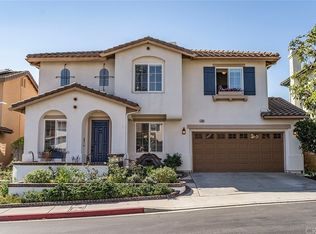 2305 Promontory Dr, Signal Hill, CA 90755