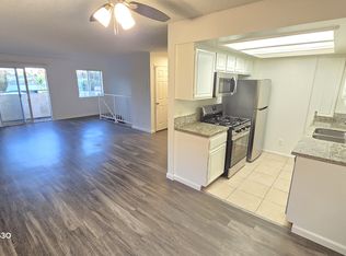 7433 W Manchester Ave #5, Los Angeles, CA 90045