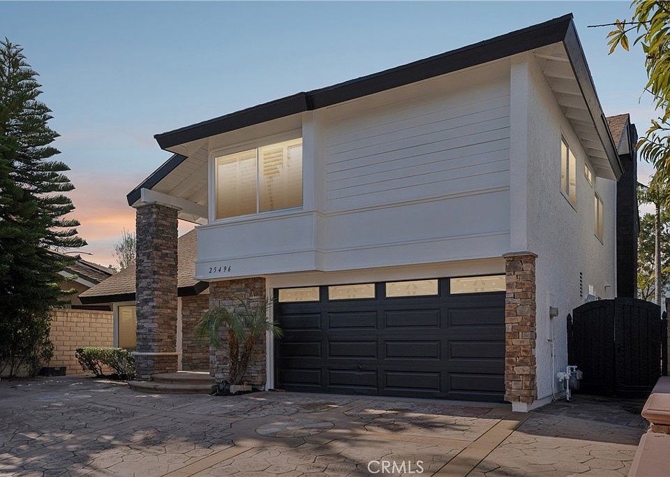 1st image of 25496 Coral Wood St
