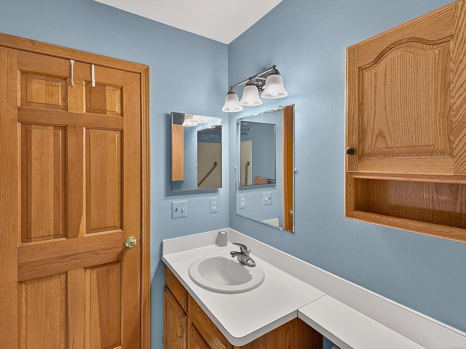 944 Woodridge Hills Dr, photo 23