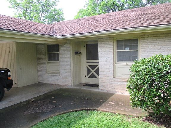 3rd image of 1417 Larkwood Dr