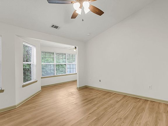 2nd image of 188 Midland Pkwy APT 423