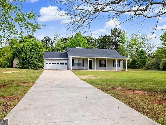 2nd image of 613 Coan Dr