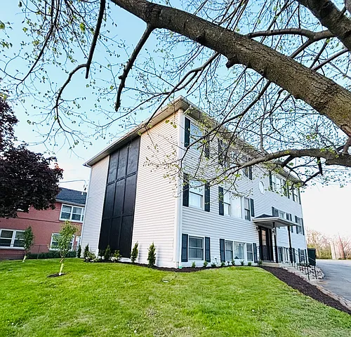 415 Lincoln Ave Photo 1