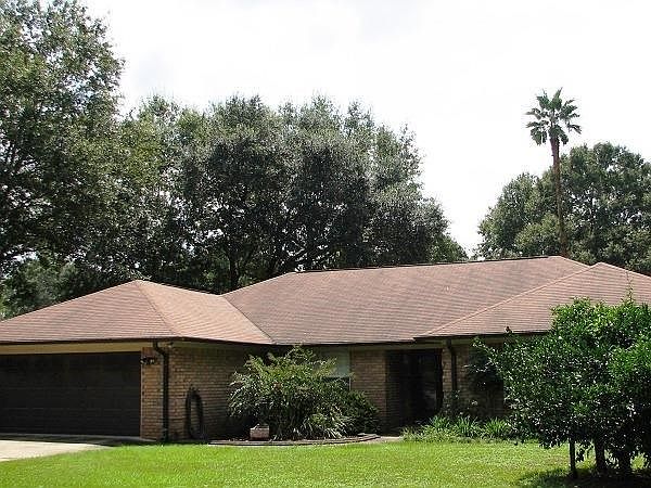 1st image of 305 Petty Dr