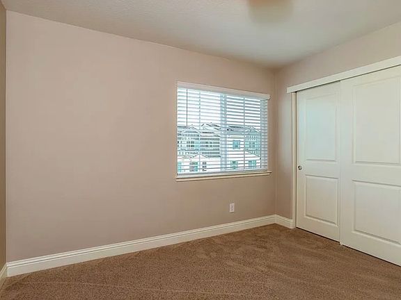 4th image of 2614 Miller Run Ln