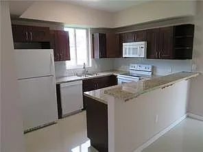 3 bed, 2.5 bath, 2256 sqft, $2,750 — Photo 4