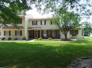 568 Colonial Ave, Souderton, PA 18964