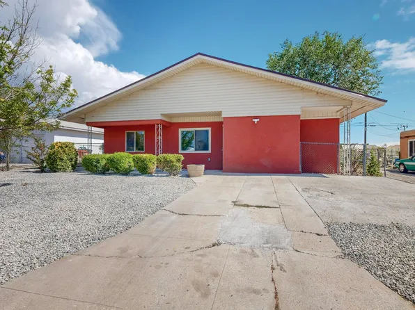 8200 Kathryn Ave SE, Albuquerque, NM 87108