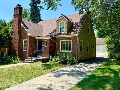 20 University Dr, East Lansing, MI, 48823