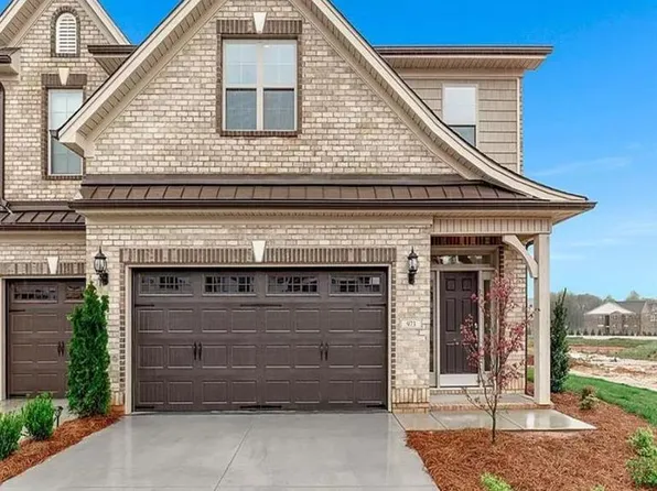 2201 Friedberg Village Dr, Winston Salem, NC 27127