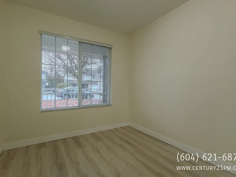 34660 6th Ave #MAIN — Photo 4