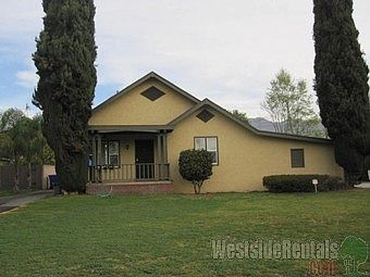 1st image of 3847 Oakdale St