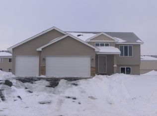 7519 Lannon Ave NE, Albertville, MN 55301