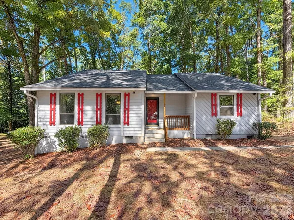 10005 Santa Fe Ln, Mint Hill, NC 28227