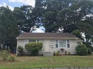 148 Lambert St, Cranston, RI 02910