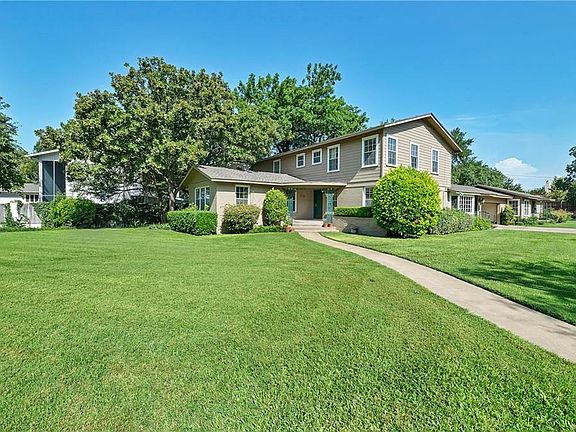 3rd image of 3724 Lynncrest Dr