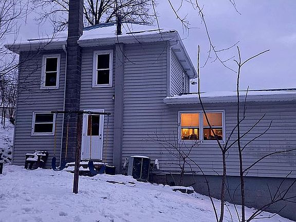 4th image of 109 Great River Rd