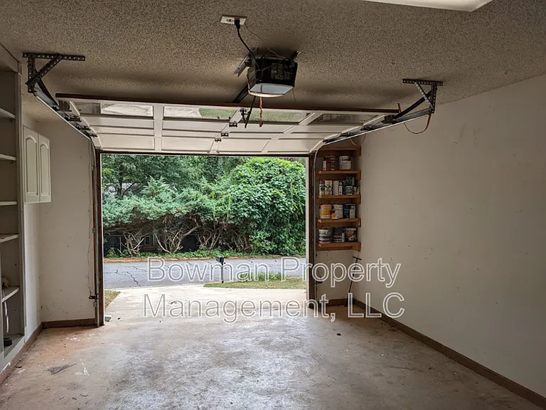 145 Diamond Dr — Photo 31