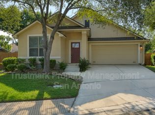 450 Flippin Ests, Windcrest, TX 78239